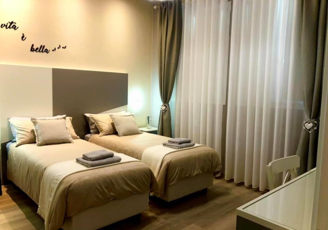 Room Sweet Room 2 Bologna Luaran gambar